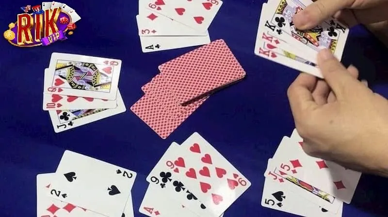 Hướng Dẫn Hỗ Trợ Người Mới Tìm Hiểu Cách Chơi Bài Liêng